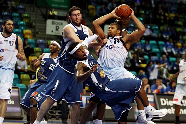 议判罚而引 议判罚而引