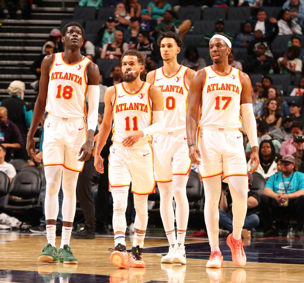 绘了一幅充 绘了一幅充