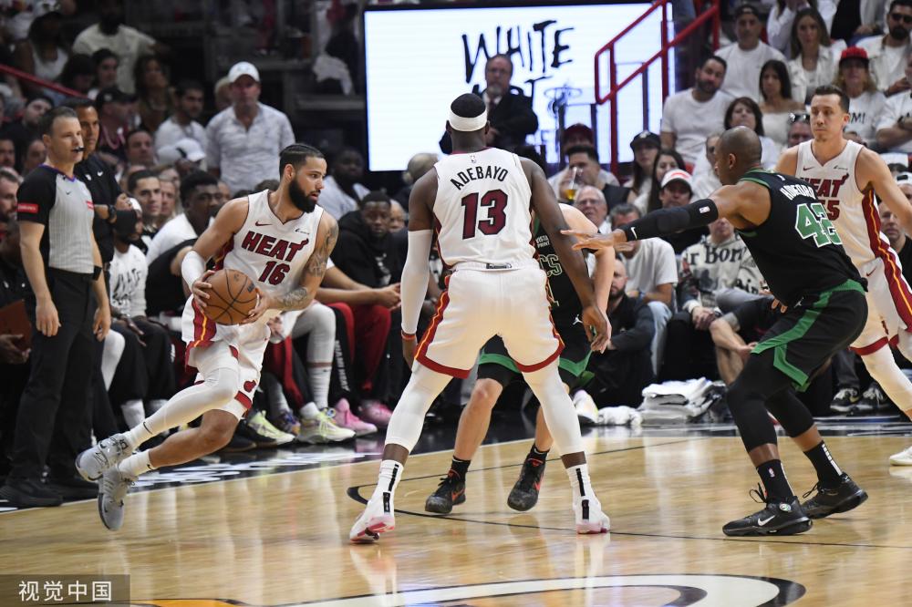 拉蒂牵引的 拉蒂牵引的